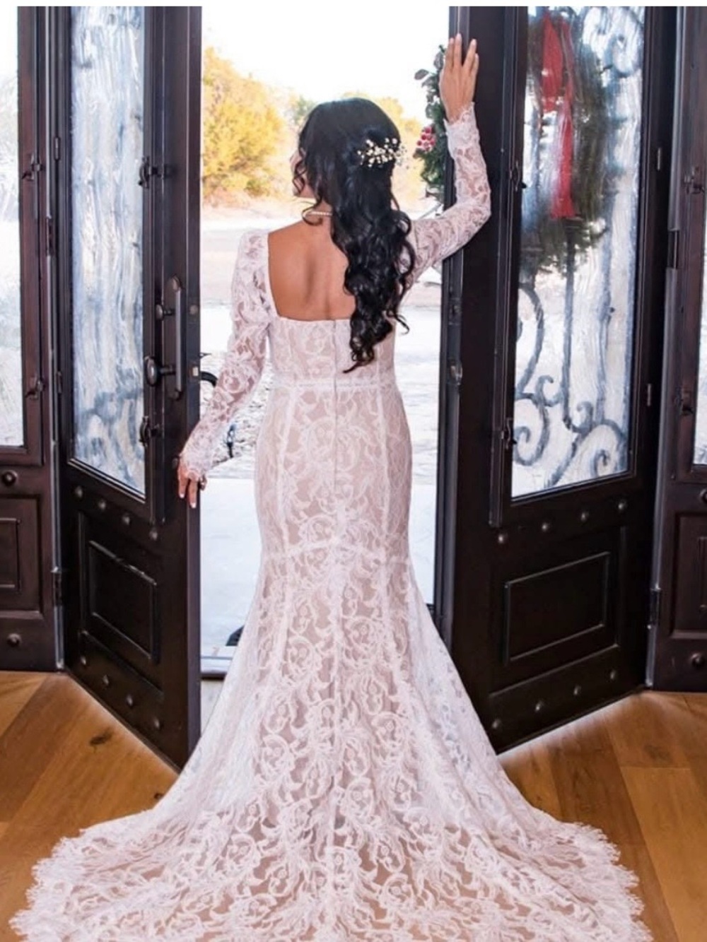 David's Bridal Blush Lace Square-Back detachable Long-Sleeve Wedding Gown